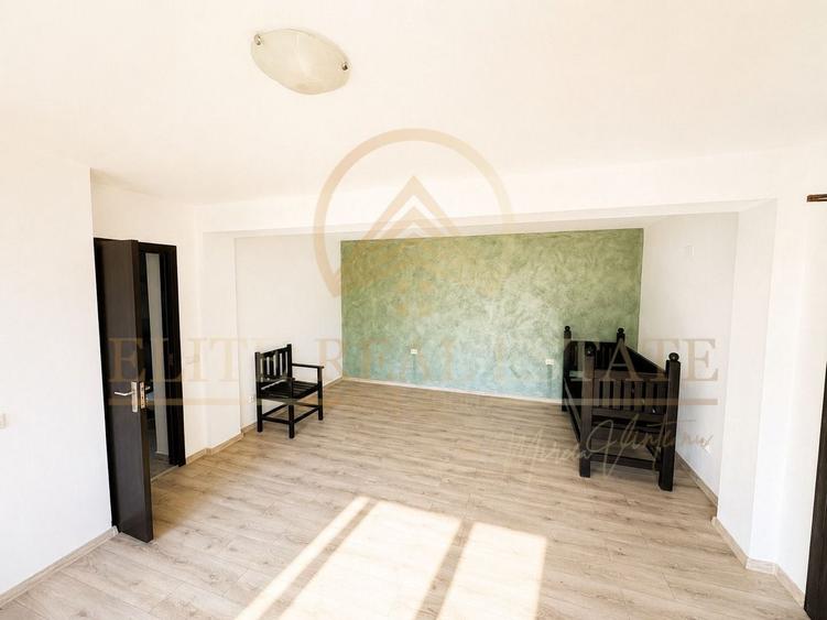 Hotel/Pensiune, de 393.17999267578 mp, în Bran