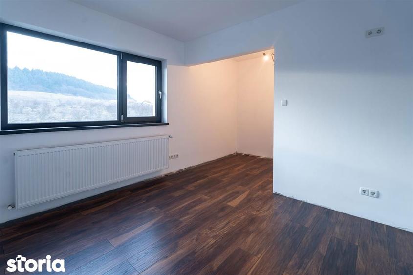 Casă cu 4 camere cu Teren 500 Mp în Chinteni