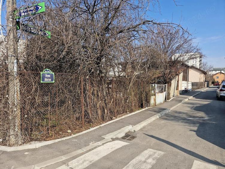 Casă cu Teren 229 Mp în Băneasa
