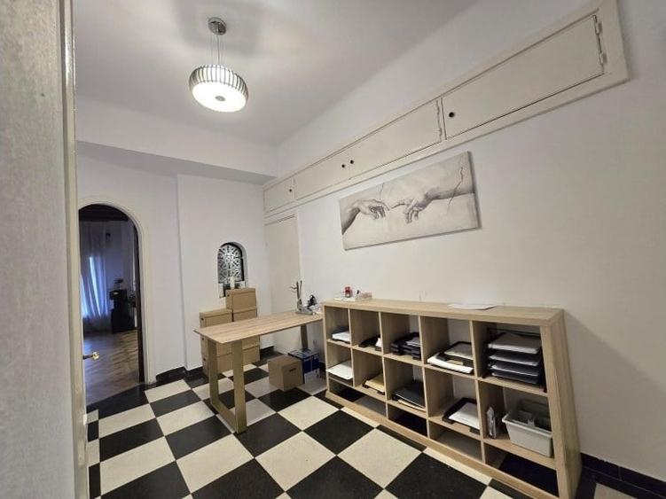 Apartament cu 5 camere în Dorobanți