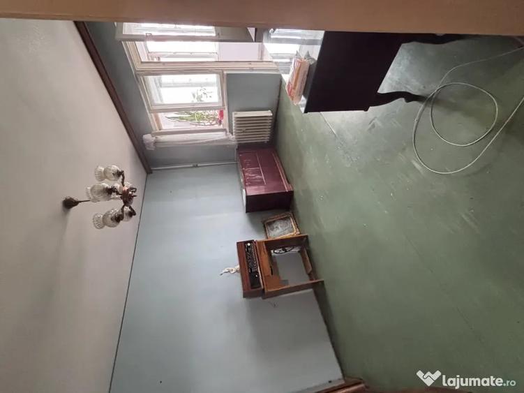 Vand apartament 2 camere Bucuresti Sector 4 - 6