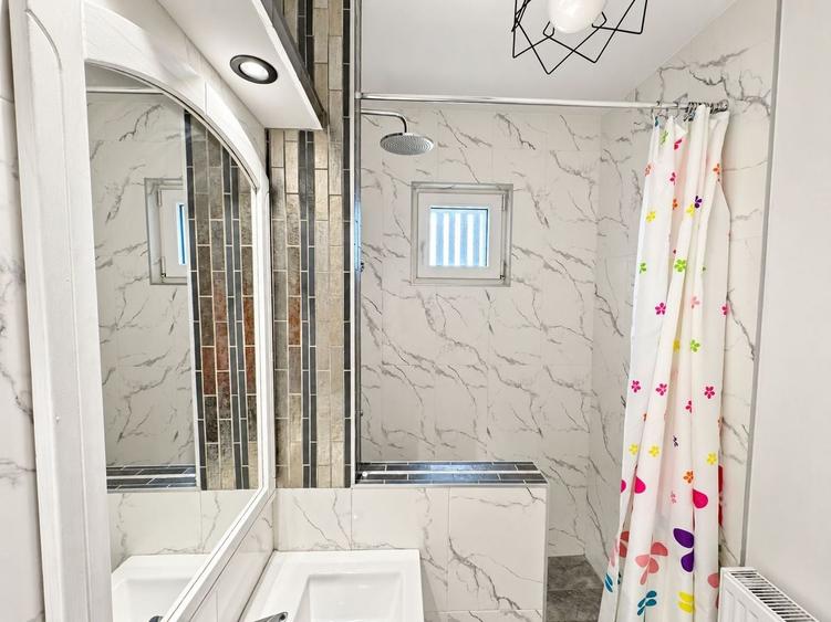 Apartament cu 2 camere decomandat, mobilat în Podgoria