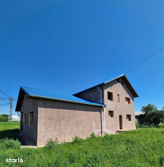 Casă cu 5 camere cu Teren 1700 Mp în Luizi-Călugăra