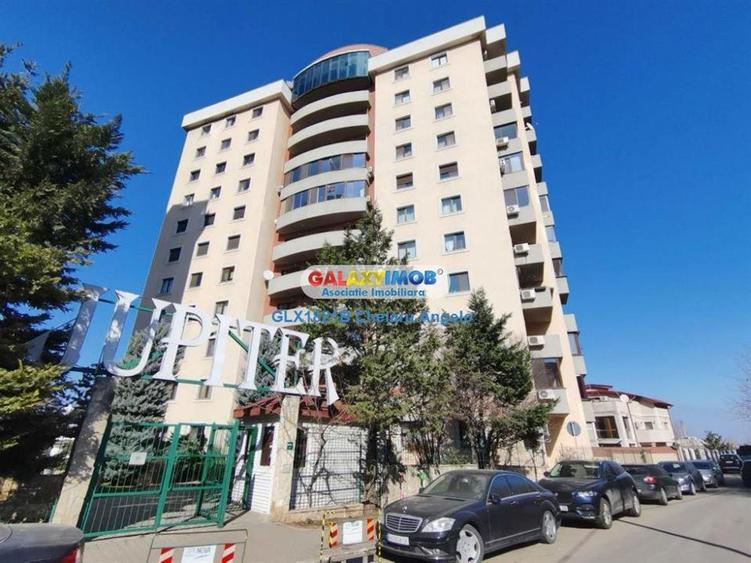 Apartament cu 5 camere decomandat, mobilat în Central