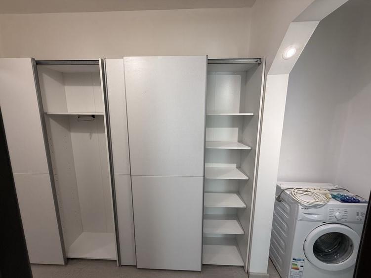 Apartament cu 3 camere semidecomandat în Alexandru cel Bun