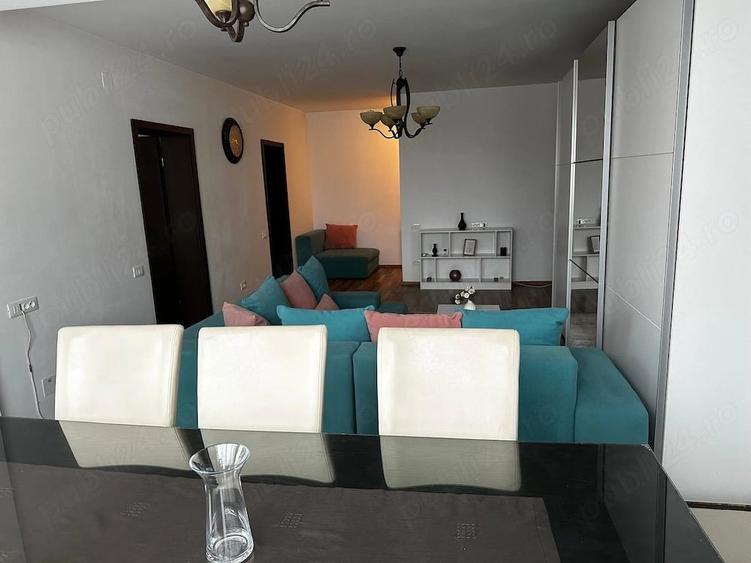 Apartament cu 3 camere semidecomandat în Lipovei