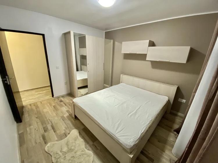 Apartament cu 2 camere decomandat în Craiter