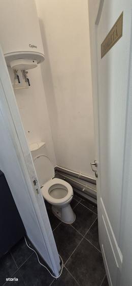 Spațiu comercial, de 25 mp, în Anda