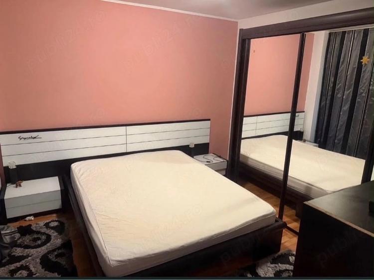 Apartament cu 3 camere decomandat în Babadag