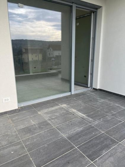 Duplex cu 4 camere cu Canalizare în Borhanci