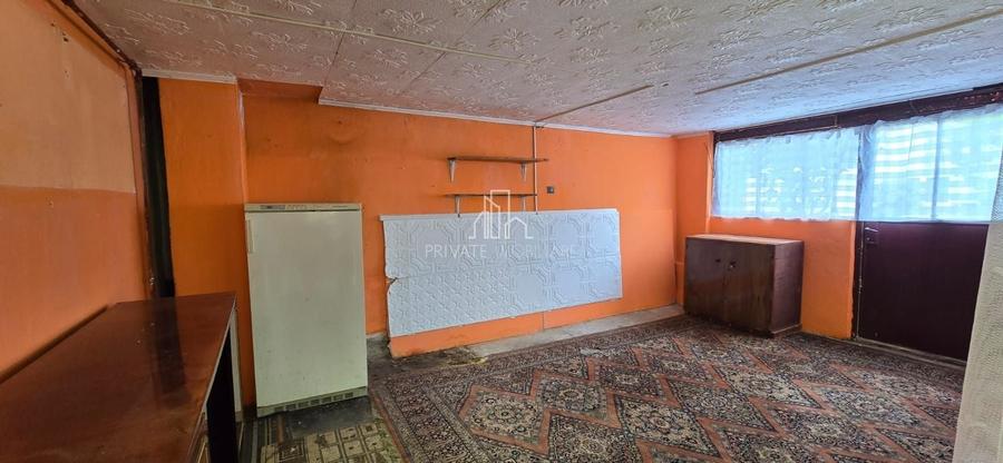 Casă individuală cu 2 camere cu Canalizare în Est