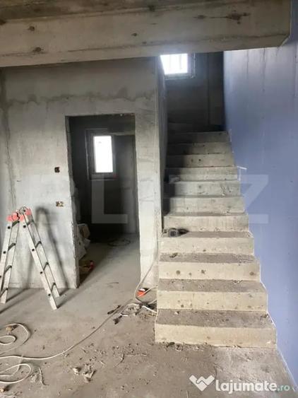 Duplex de vanzare, cu 4 camere, 114 mp util, 250 mp teren, z - 1