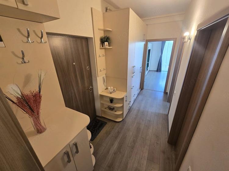 Apartament cu 2 camere decomandat în Giroc