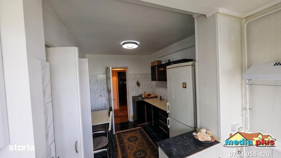 Apartament cu 3 camere decomandat, Tiglina II - 2