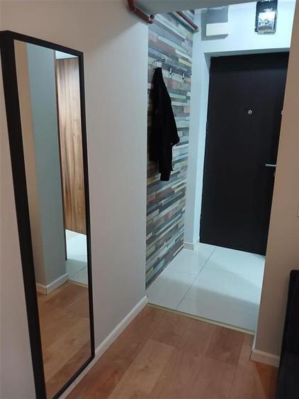 Apartament cu 3 camere decomandat, mobilat în Centru Civic