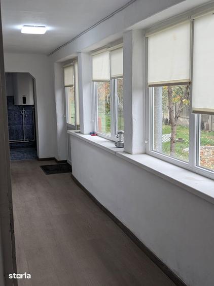 Casă cu 3 camere decomandat cu Teren 2000 Mp în Fărcașele
