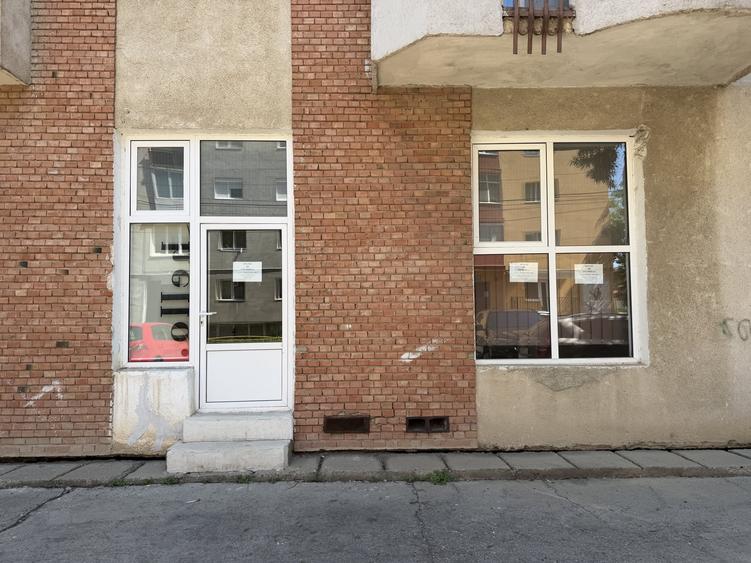 Spațiu comercial, de 54 mp, în Câmpia Turzii