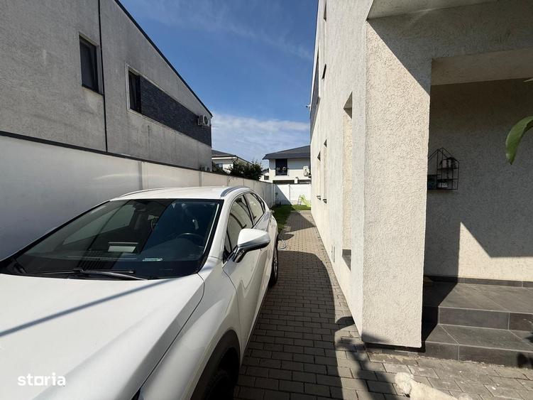 Casă cu 4 camere cu Teren 213 Mp în Central