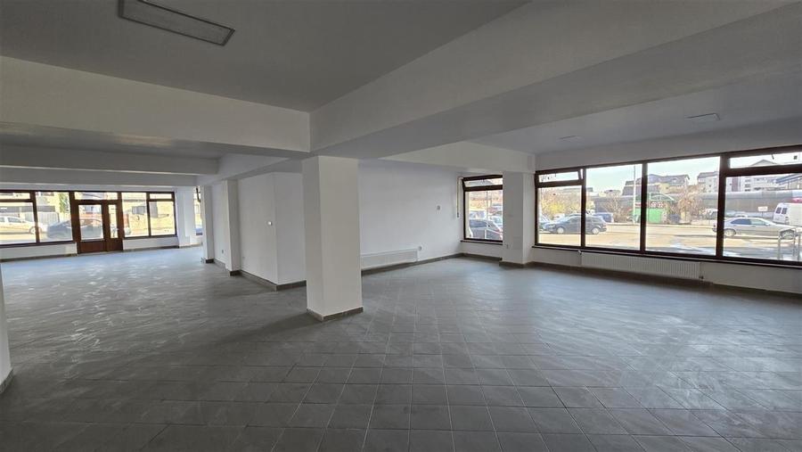 Spațiu comercial, de 757.59997558594 mp, în Burdujeni