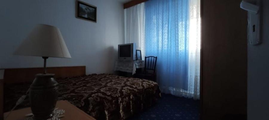 Apartament cu 2 camere semidecomandat în Obor