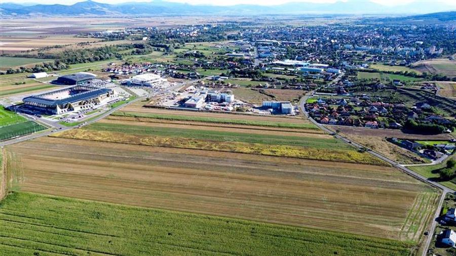 Teren extravilan de 15000 mp, în Arcuș