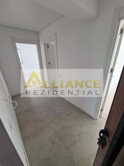 Apartament cu 2 camere decomandat în Apărătorii Patriei