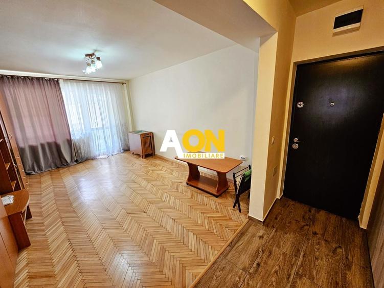 Apartament cu 3 camere decomandat, mobilat în Ampoi 1
