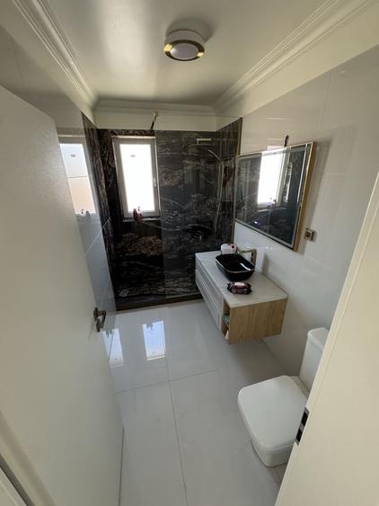 Apartament cu 3 camere în Florești
