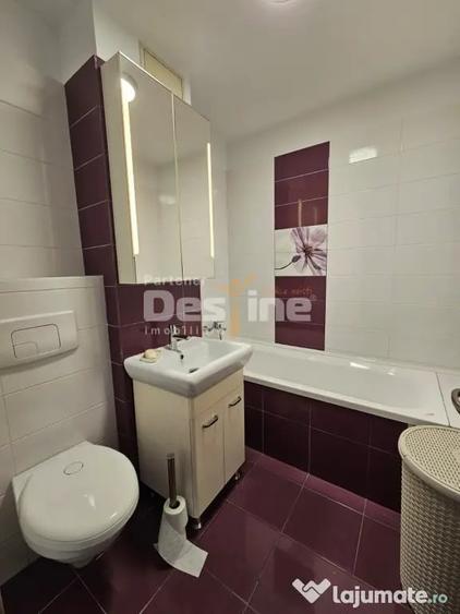 Apartament cu 3 camere semidecomandat în 1 Mai