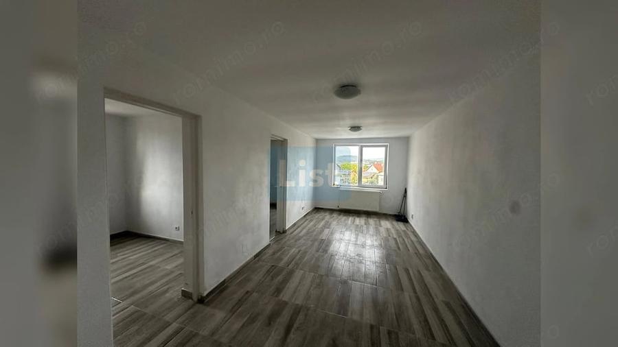 Apartament cu 2 camere semidecomandat în Sud