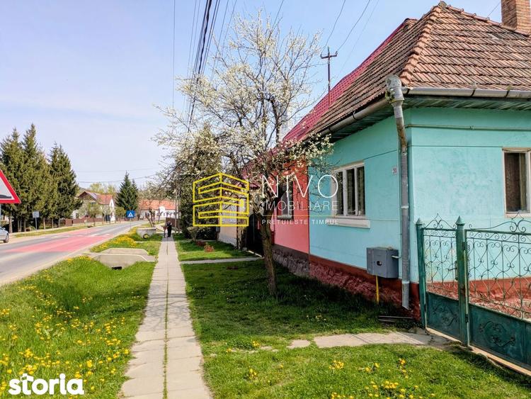 Casă cu 2 camere nedecomandat cu Canalizare în Păsăreni