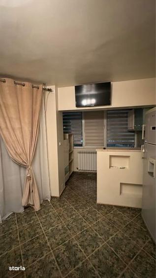 Apartament cu 3 camere în Micro 11