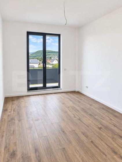 Apartament 3 camere, 62,30 mp + terasă, Zona de Sud, finisaje premium - 2