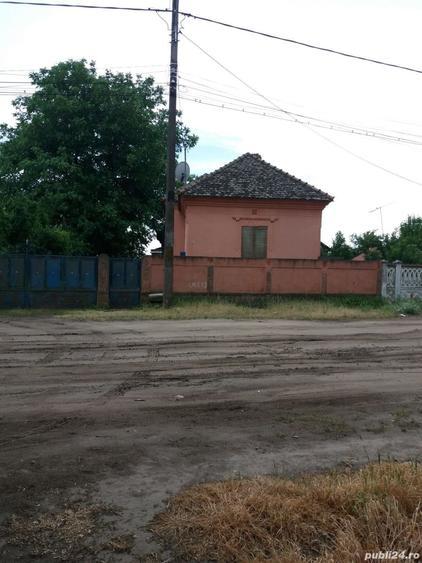Casă cu 4 camere în Poiana Mare