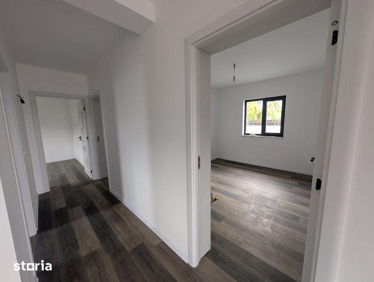 Casă cu 4 camere cu Teren 350 Mp în Hemeiuș