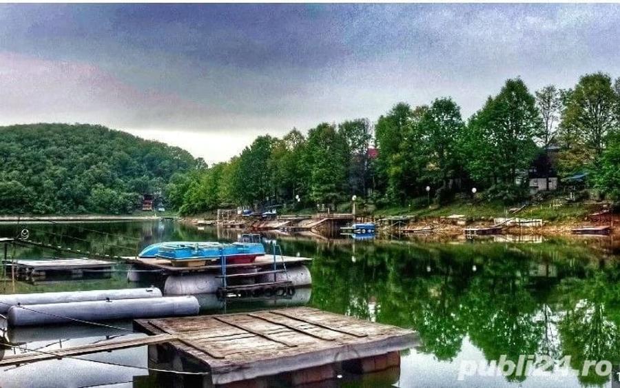 Teren de 3240 mp, în Fârdea