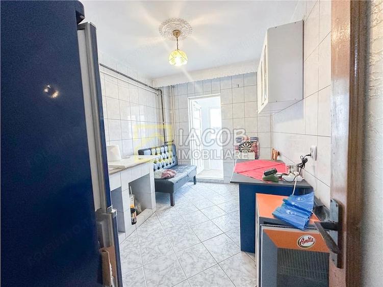 Apartament 3 camere decomandate de vanzare | Parter |Strada Milcov, Bacau - 4