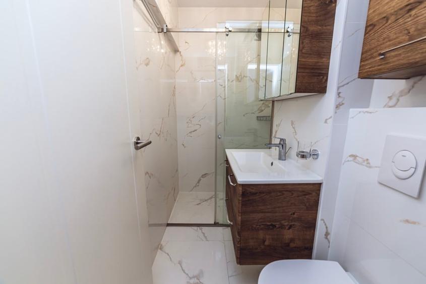 Apartament cu 4 camere, mobilat în Unirii