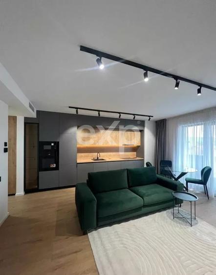 Apartament cu 2 camere semidecomandat, mobilat în Gară
