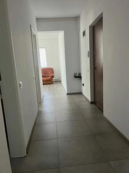 Apartament cu 2 camere decomandat în Fundeni