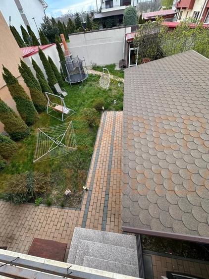 Casă individuală cu 5 camere cu Teren 505 Mp în Mamaia-Sat