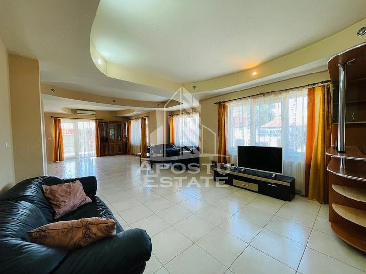 Casă cu 3 camere în Intim