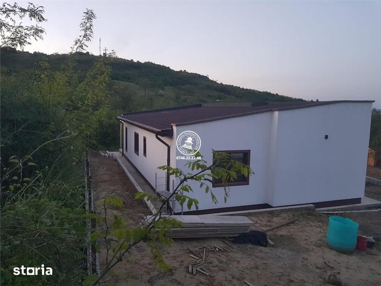 Casă cu 4 camere cu Teren 500 Mp în Tomești