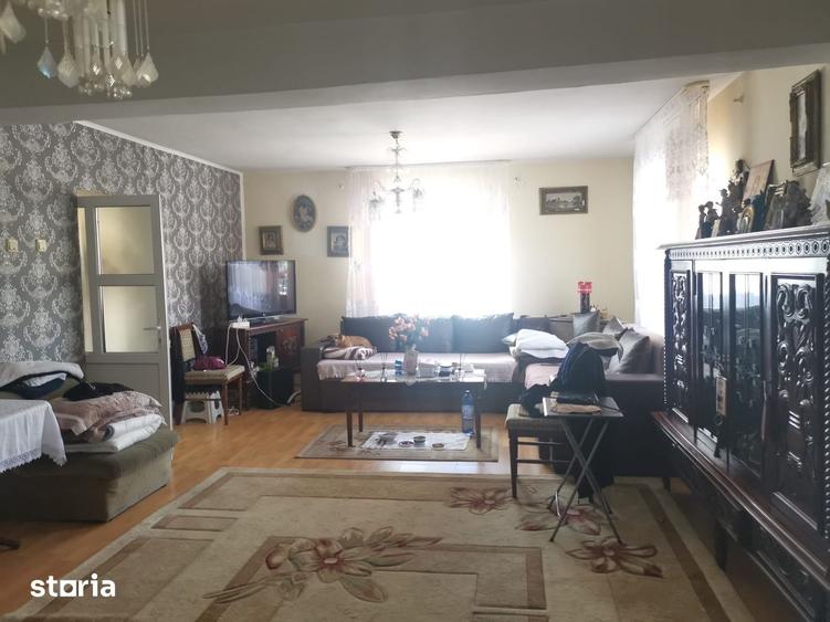 Casa compusa din 2 apartamente, Trivale, teren 450 mp - 12