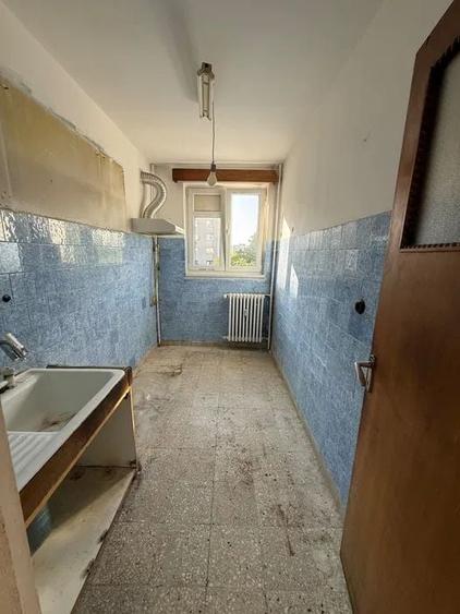 Apartament cu 3 camere circular în Drumul Taberei