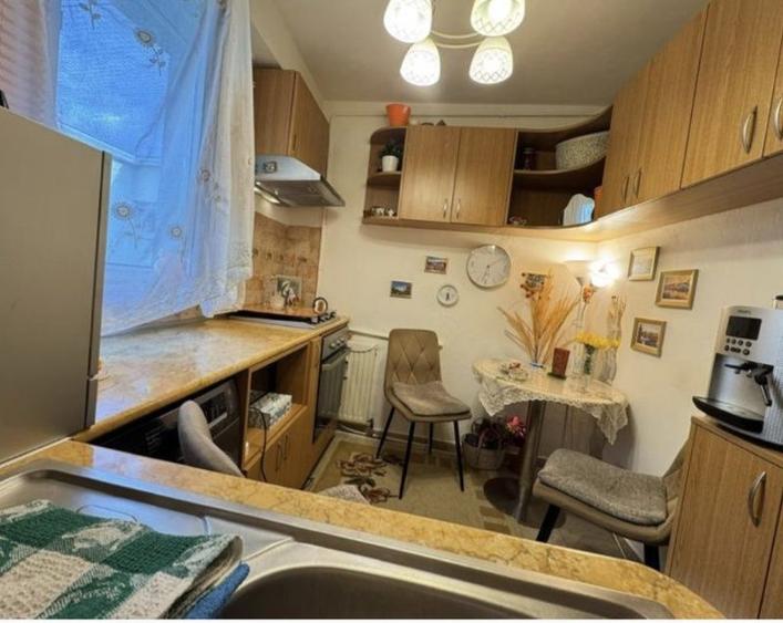 Apartament cu 2 camere decomandat în Cotroceni