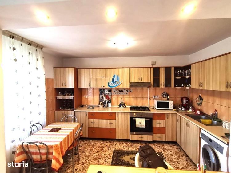 Casă cu 4 camere în Sărata