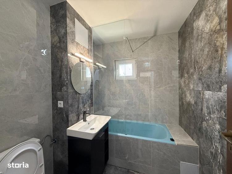 Apartament cu 4 camere decomandat în Cândești