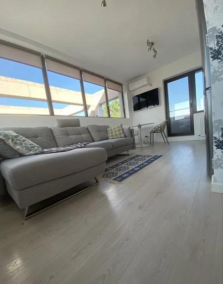 Apartament cu 2 camere decomandat, mobilat în Boreal