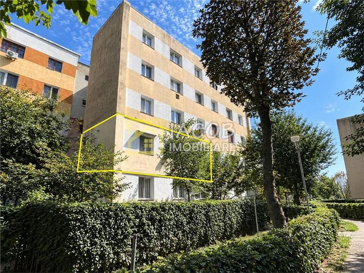 Oras Buhusi, 3 camere, etaj 1, str. Tineretului, jud. Bacau - 1